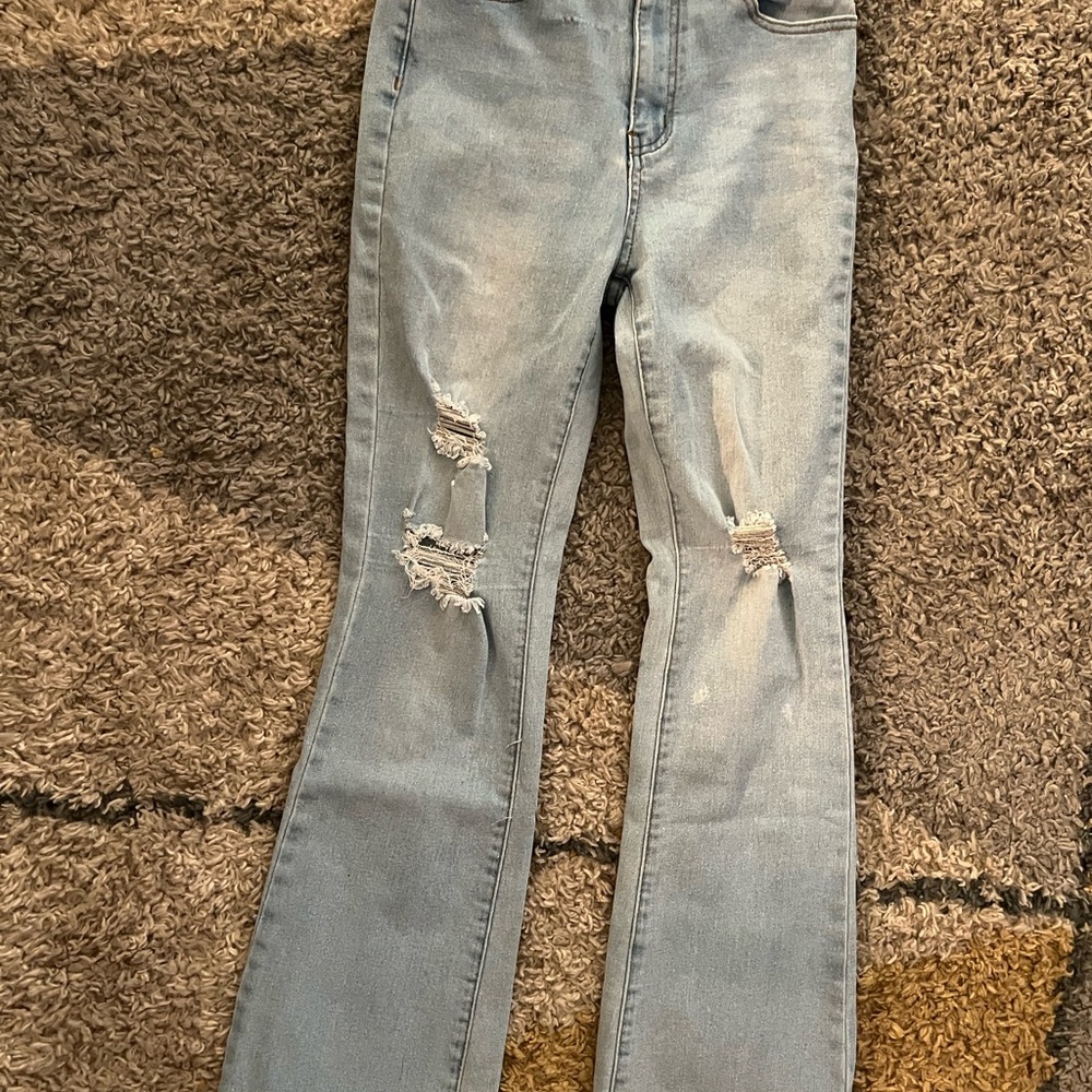 SHEIN Light Blue Distressed Kids Jeans